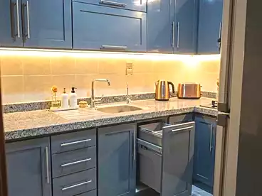 شقق للبيع في شارع احمد انسي، حلوان، 170 متر
