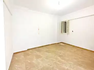 عقارات للبيع في شارع عبد السلام عارف، السيوف بحري، 135 متر