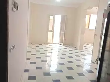 شقق للبيع في شارع كفر العجمي، البيطاش، 100 متر