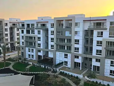 Apartments For sale in Centre Ville - Hyde Park Compound, Hyde Park Compound, 185 sqm