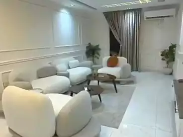 عقارات للإيجار في شارع جامعة الدول العربية، المهندسين، 200 متر