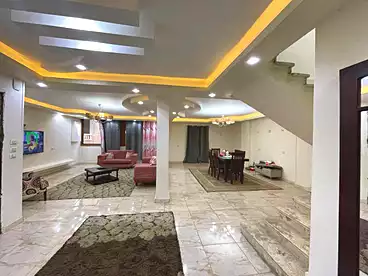 شقق للإيجار في اللبيني، فيصل، 300 متر