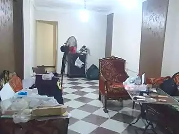 شقق للبيع في شارع جمال عبد الناصر، ميامي، 100 متر