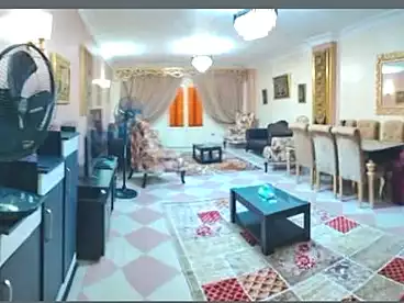 Apartments For sale in Gamal Abd El Naser St., Gisr Al Suez, 165 sqm