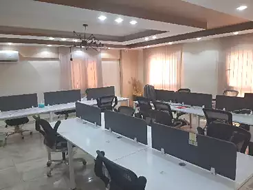 Offices For rent in Ahmed Tayseer St., Ard El Golf, 250 sqm
