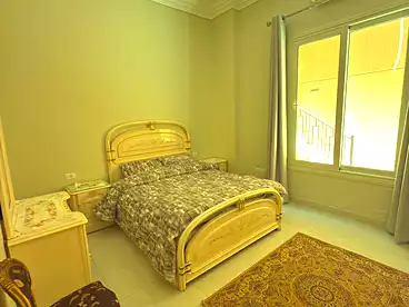 في الأندلس 1، الأندلس، 120 متر