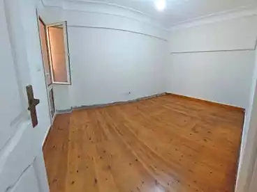Apartments For rent in El Seyouf, Alexandria, 150 sqm
