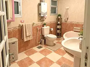 Apartments For sale in Khaled Ibn El Waleed St., Miami, 181 sqm