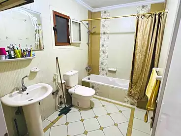 Apartments For sale in El Saa'ah Sq, El Seyouf, 125 sqm