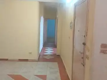 Apartments For sale in Ezz El-Deen Omar St., El Talbeya, 165 sqm