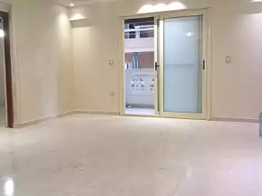 شقق للبيع في شارع محمود العيسوي، ميامي، 125 متر