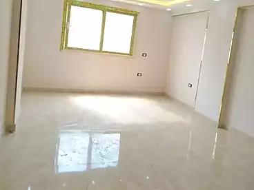 Apartments For sale in El-Khashab Canal, Hadayek Helwan, 90 sqm