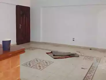 شقق للإيجار في البيطاش، العجمي، 90 متر