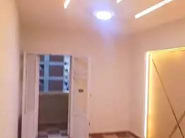 Apartments For sale in Mahmoud El-Isawy St., Miami, 180 sqm