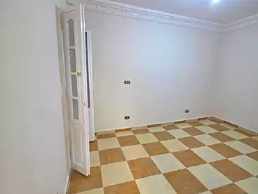 شقق للبيع في شارع علي هيبه، سيدي بشر بحري، 110 متر