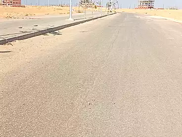 For sale in Al Hay Al Eshreen, 10th of Ramadan, 875 sqm