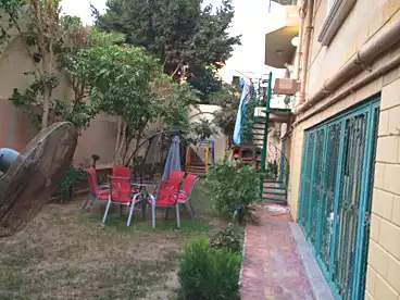 للبيع في شارع اللواء محمد عزت الزيادي، القرية السياحية الأولى، 1150 متر