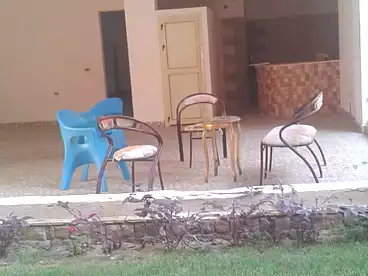للبيع في المجاوره السابعه، غرب سوميد، 800 متر