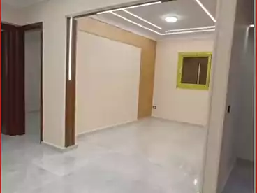شقق للبيع في شارع جمال عبد الناصر، المندرة، 100 متر