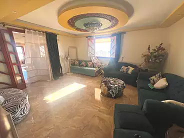 شقق للبيع في أبو قير، الاسكندرية، 200 متر
