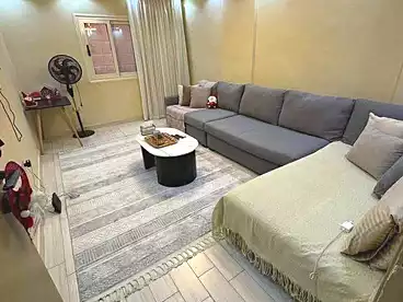 شقق للبيع في شارع إسماعيل الفنجري، ألف مسكن، 150 متر