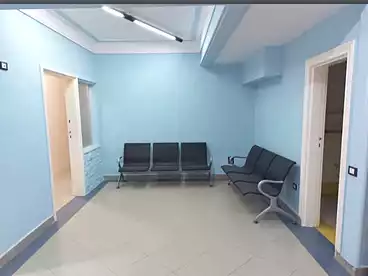 Corporate Branch For rent in El Haram St., El Haram, 400 sqm