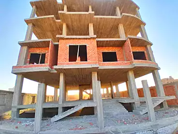 عمارات للبيع في الحي الثالث، بيت الوطن، 1800 متر