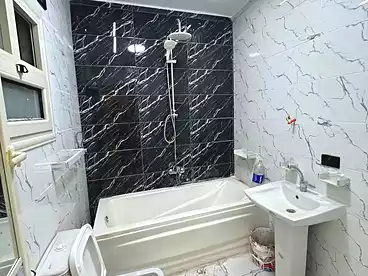 Apartments For sale in El Eshrein St., Ain Shams El Sharkia, 130 sqm