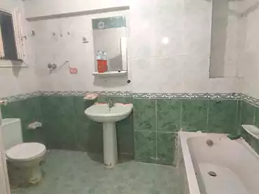 Apartments For rent in Gamal Abdel Nasser St., Miami, 130 sqm