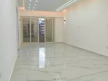 شقق للبيع في شارع محمود العيسوي، ميامي، 150 متر