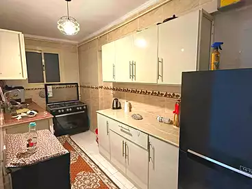 Apartments For sale in Iskandar Ibrahim St., Miami, 130 sqm