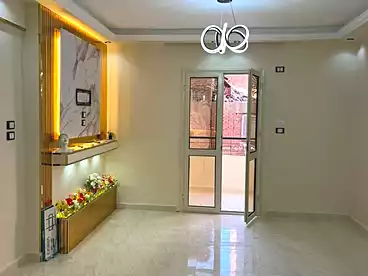 شقق للبيع في شارع أحمد عصمت، عين شمس، 135 متر
