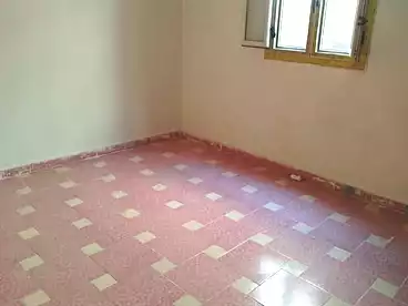 شقق للبيع في أبو يوسف، العجمي، 90 متر