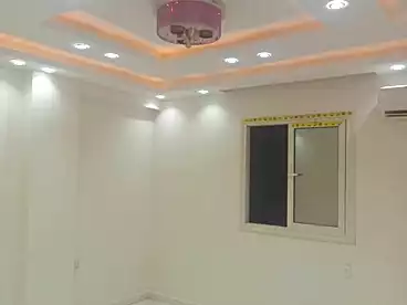 Roof For sale in El Lebeny, El Haram, 250 sqm