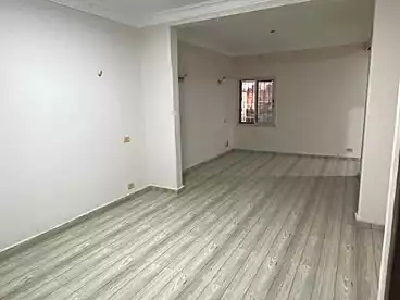 Apartments For sale in Khatem El Morsalin St, Tersa, 125 sqm