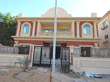 Apartments For sale in Doctor Hani Maher St., Gharb Arabella, 230 sqm