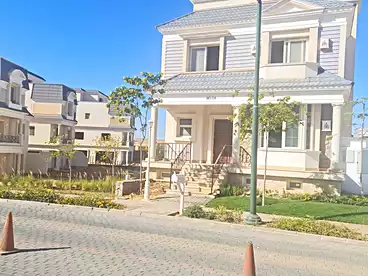 Villas For sale in Mountain View Lakeside, Mountain View Chillout Park Compound, 433 sqm