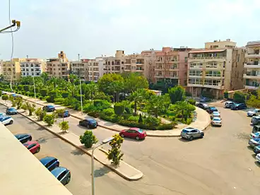 شقق للبيع في شارع 35، الحي الخامس، 150 متر