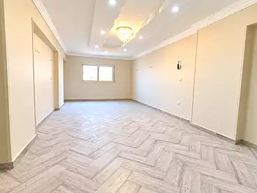 Apartments For sale in Taqseem Omar Ibn El Khattab, Gisr Al Suez, 135 sqm