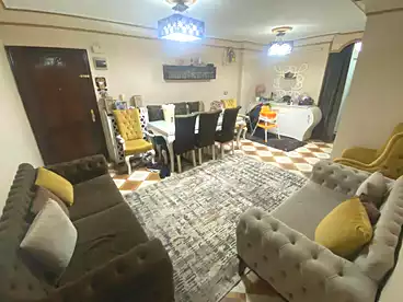 Apartments For sale in Lauran, Alexandria, 90 sqm
