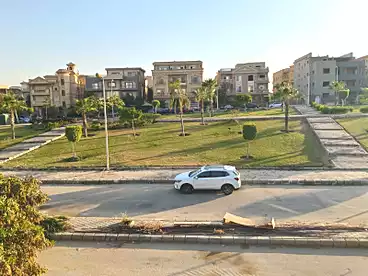 شقق للبيع في شارع التحرير، شرق الأكاديمية، 220 متر