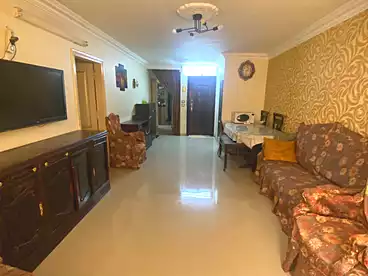 شقق للبيع في شارع كورنيش النيل، حدائق حلوان، 288 متر