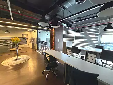 Properties For rent in The Big Business District - Roya, Compounds in New Cairo, 127 sqm