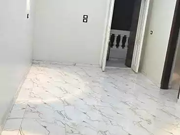 عقارات للإيجار في شارع 27، النزهة 2، 130 متر