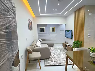 شقق للإيجار في شارع المعهد، الحي الأول، 100 متر