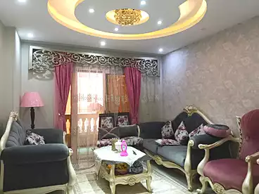 شقق للبيع في شارع المجزر الالي، اللبيني، 140 متر