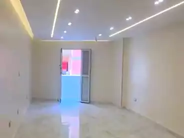 شقق للبيع في شارع العشرين، عين شمس الشرقية، 130 متر
