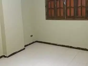 عقارات للإيجار في شارع المجزر الالي، اللبيني، 100 متر