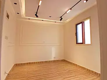 شقق للبيع في شارع الطيار، البيطاش، 100 متر
