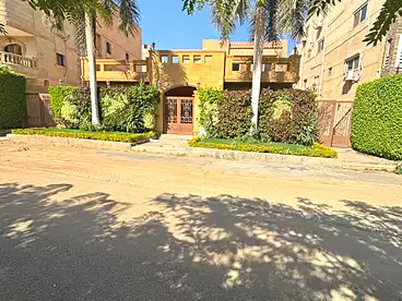 Villas For sale in PILOT HALAWANY St., El Narges 2, 1550 sqm